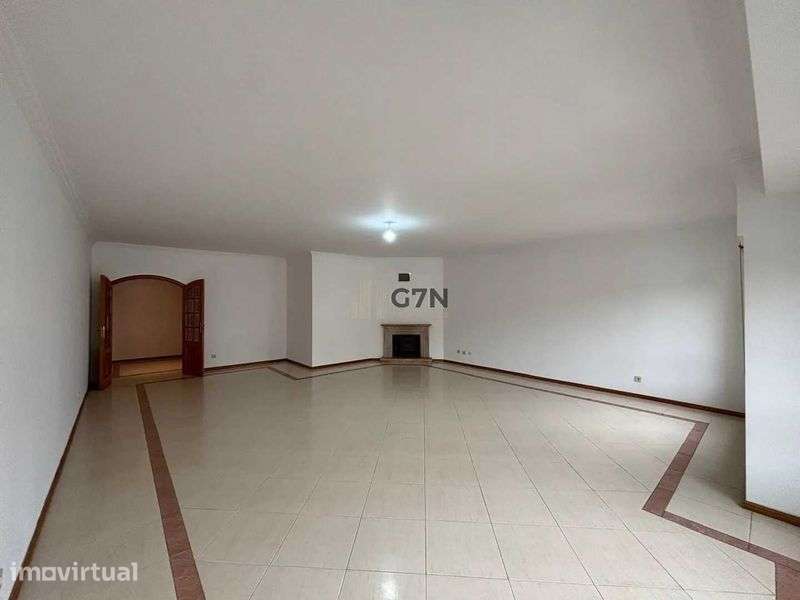 Apartamento T3 de 159 m² em Sintra, Lisboa - Grande imagem: 2/12