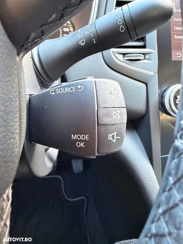 Renault Megane TCe 140 GPF EDC Equilibre - 27