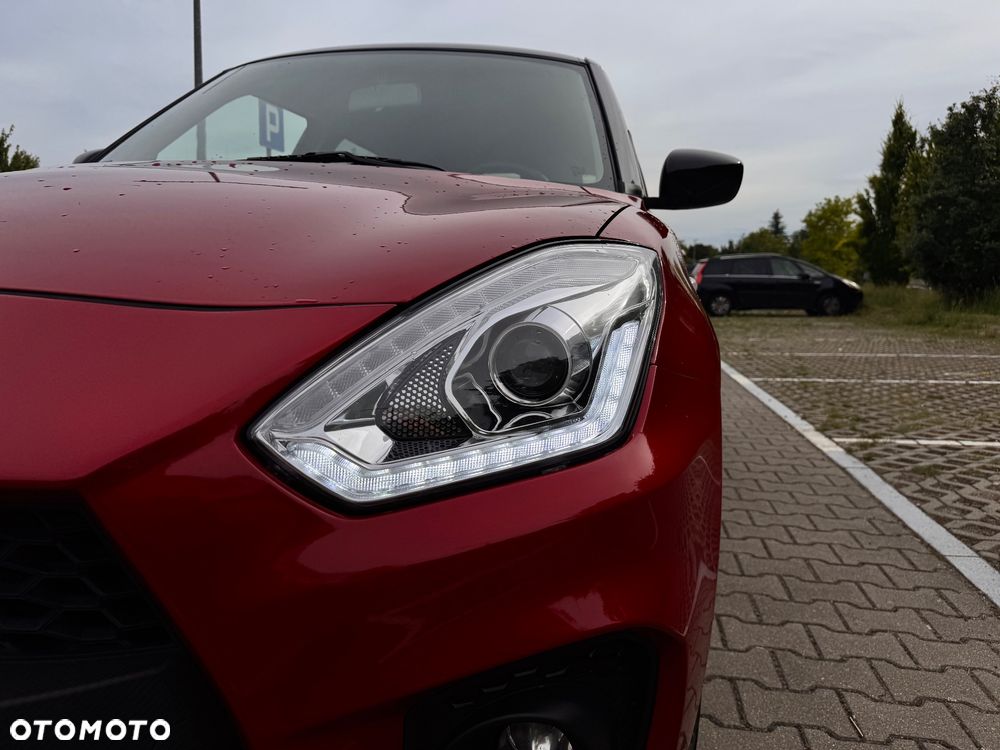 Suzuki Swift 1.2 Premium Plus CVT - 16