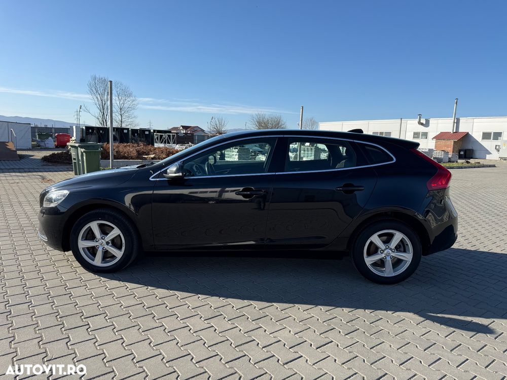 Volvo V40 D2 Summum - 24
