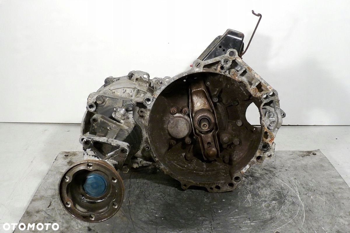 SKRZYNIA BIEGÓW VW T4 2.0 BENZYNA CHR - 1
