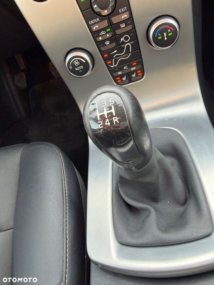 Volvo V50 Diesel Edition - 16