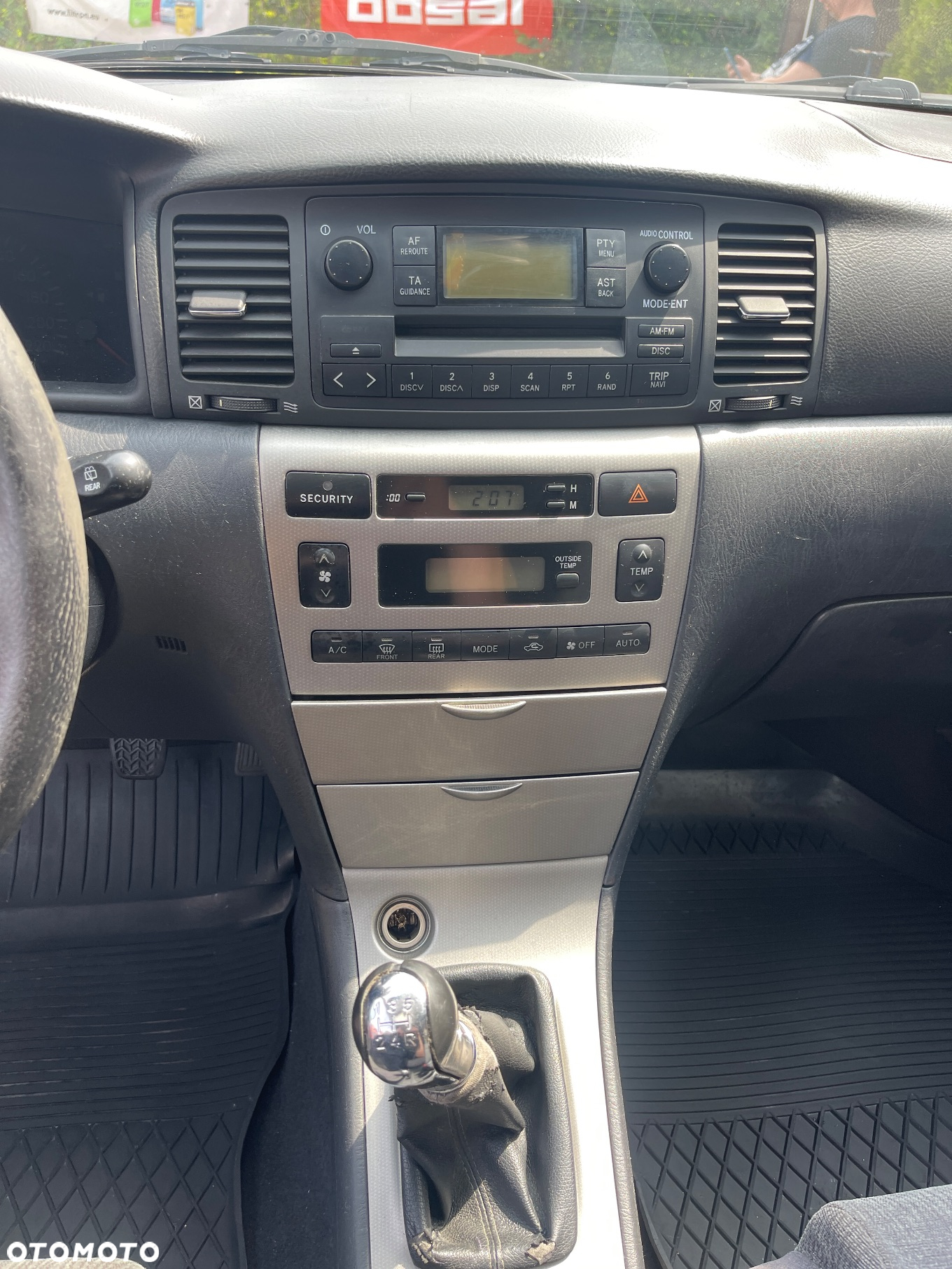 Toyota Corolla 2.0 D-4D Sol - 9