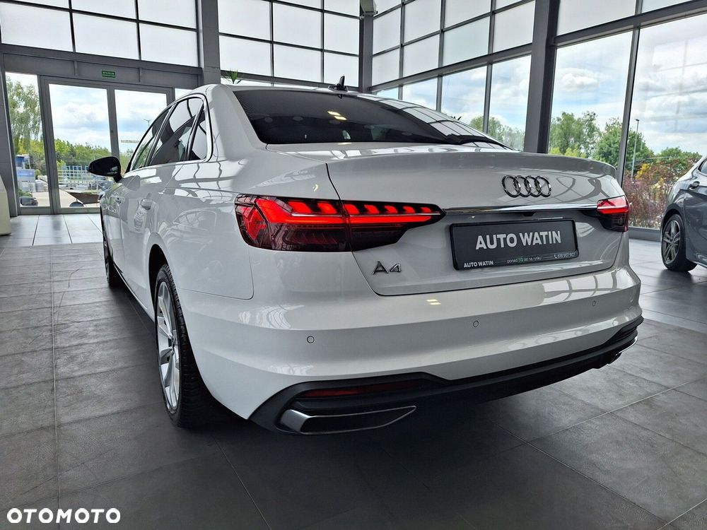 Audi A4 Limousine - 3
