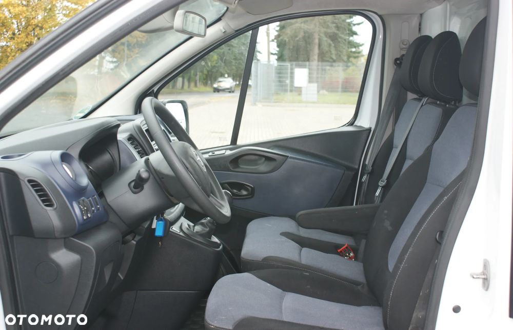 Opel Vivaro - 20