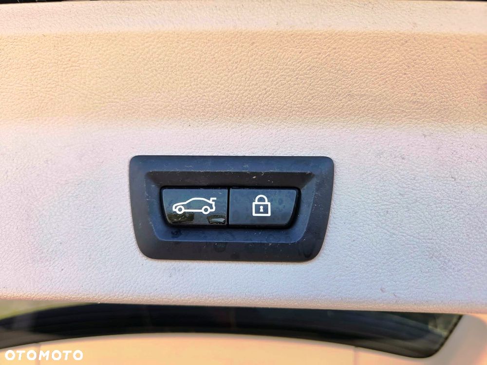BMW X3 xDrive20d xLine - 17