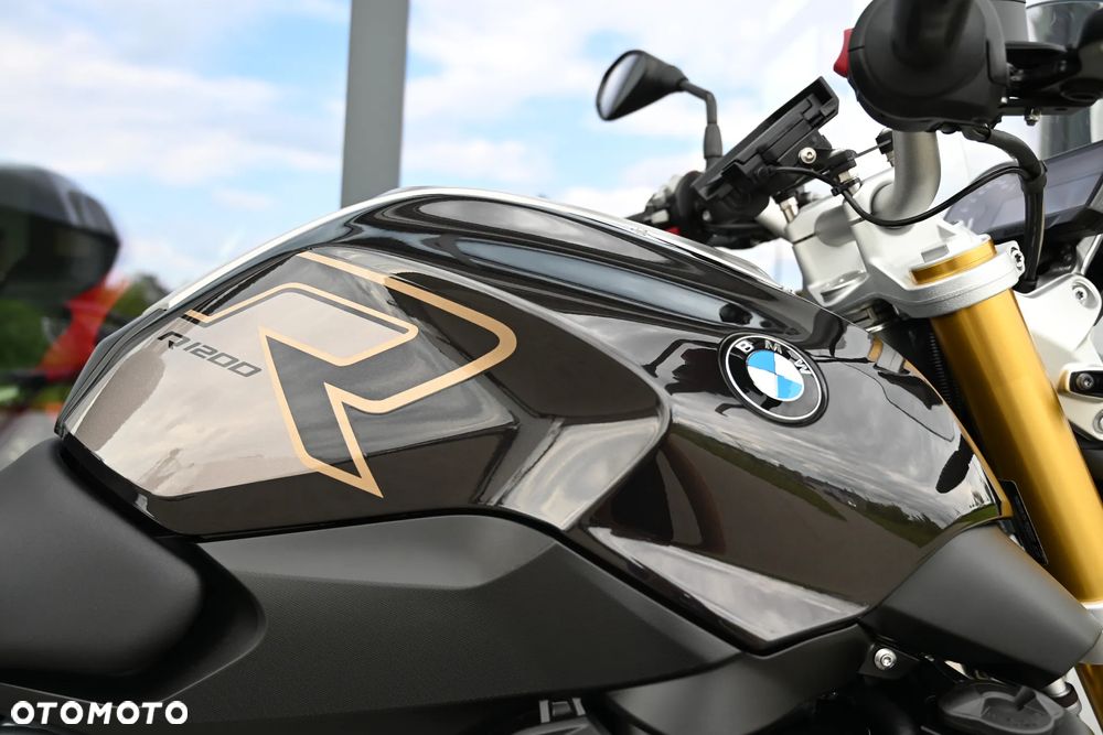 BMW R - 12