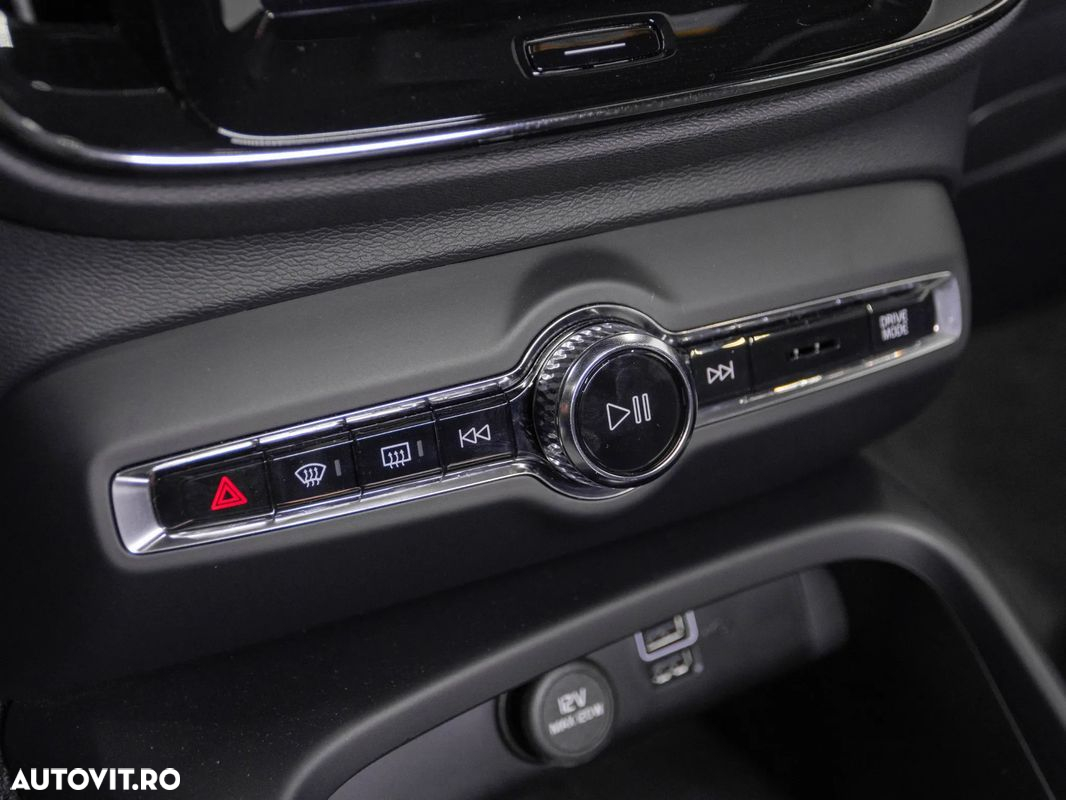 Volvo XC 40 - 21