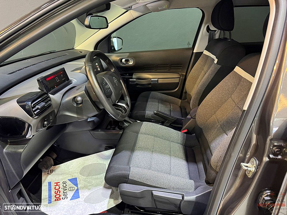 Citroën C4 Cactus 1.2 PureTech Shine EAT6 - 15
