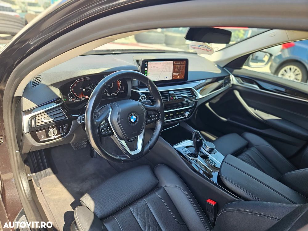 BMW Seria 5 520d Aut. Sport Line - 9