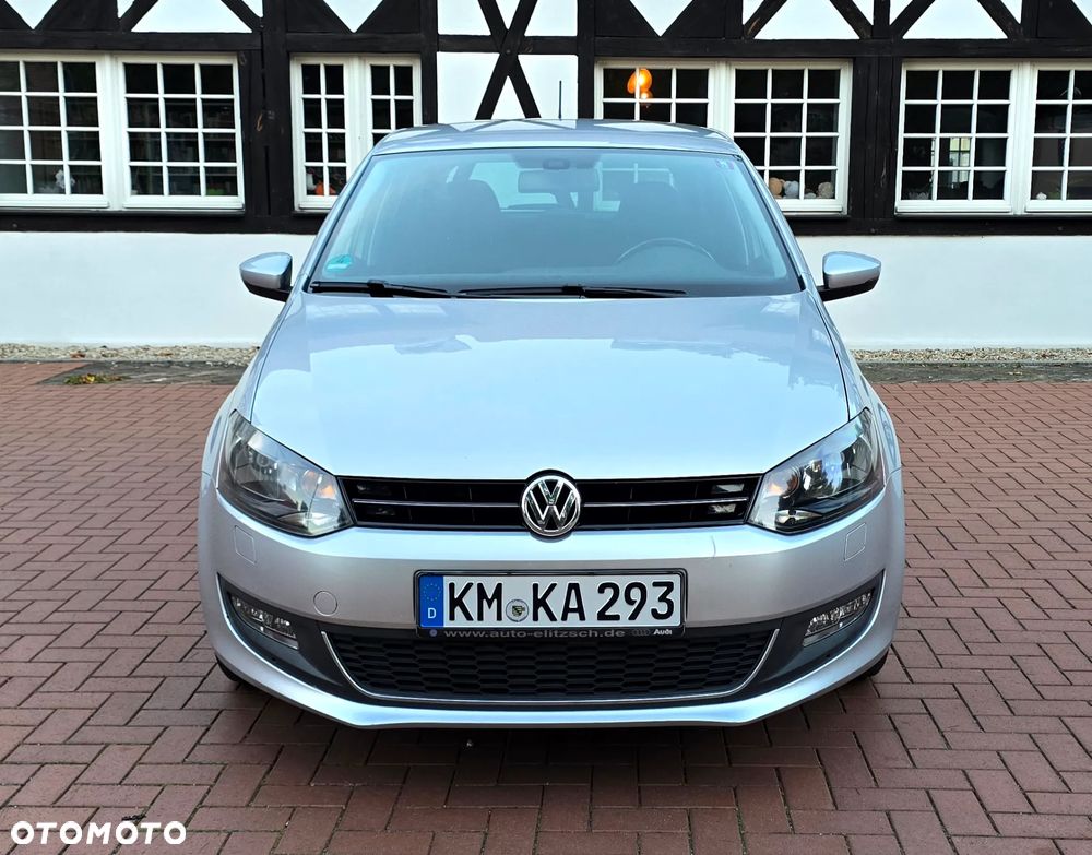 Volkswagen Polo - 2