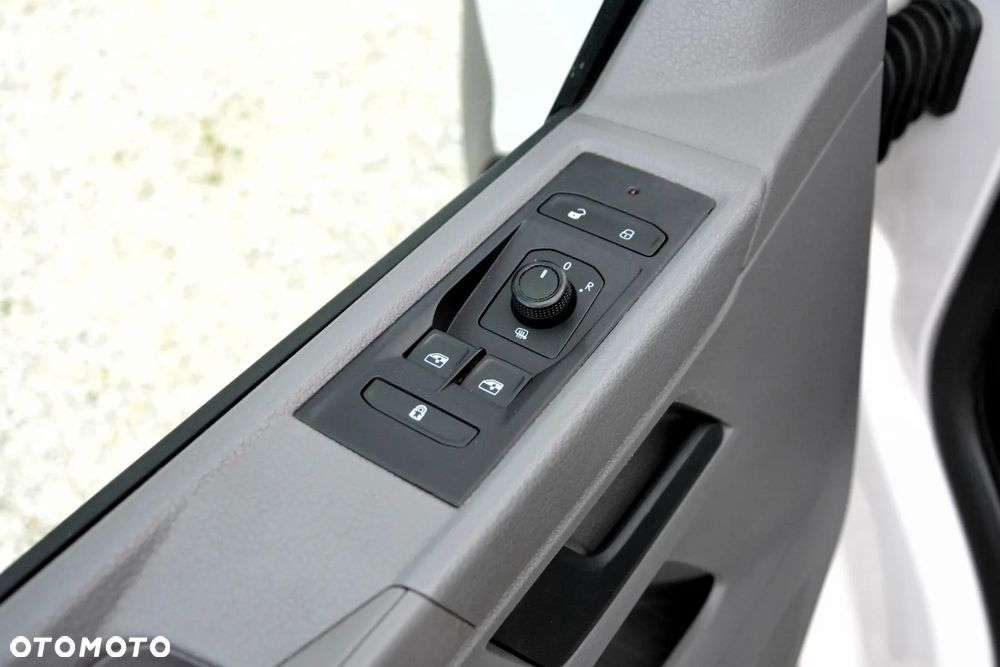 Volkswagen Transporter L2H1 - 19