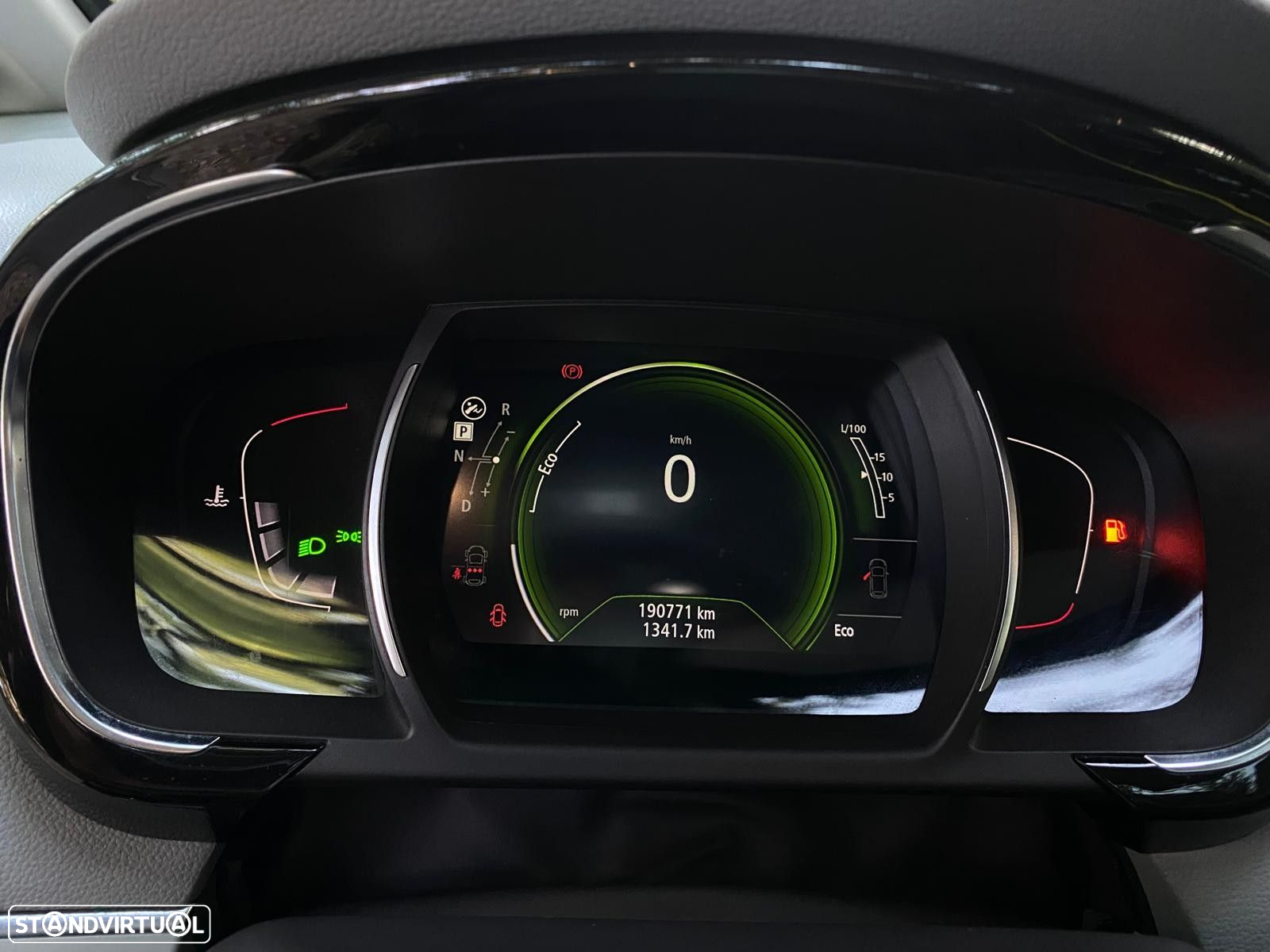Renault Espace 1.6 dCi Initiale Paris EDC - 24
