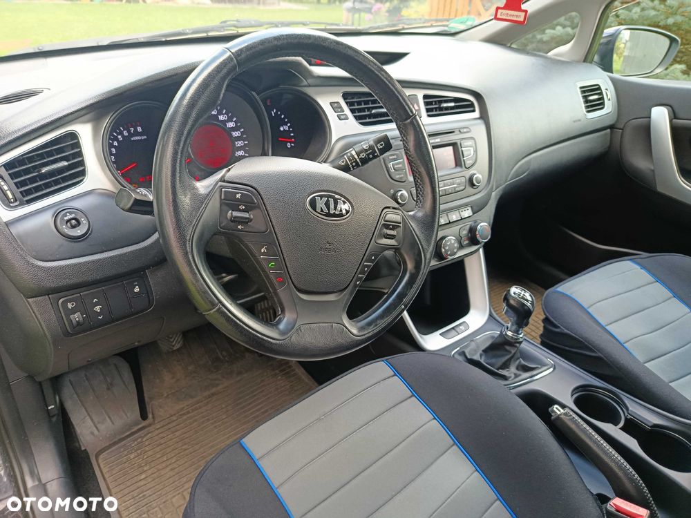 Kia Ceed - 5