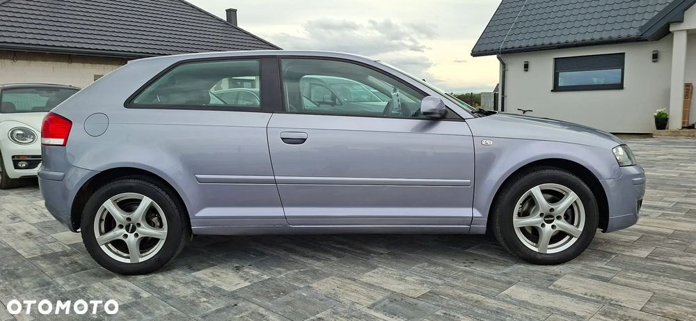 Audi A3 3-drzwiowe 1.6 Ambiente - 15