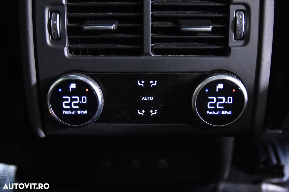 Land Rover Discovery 3.0 D250 MHEV - 26