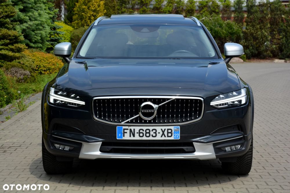 Volvo V90 Cross Country D4 AWD Geartronic Pro - 32
