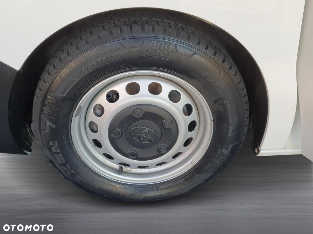 Toyota proace - 17