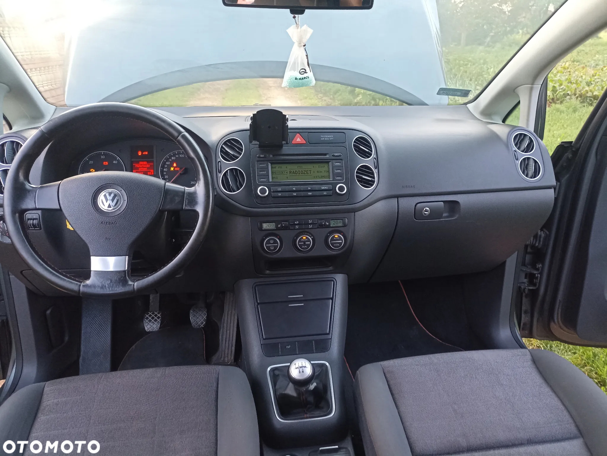 Volkswagen Golf - 5
