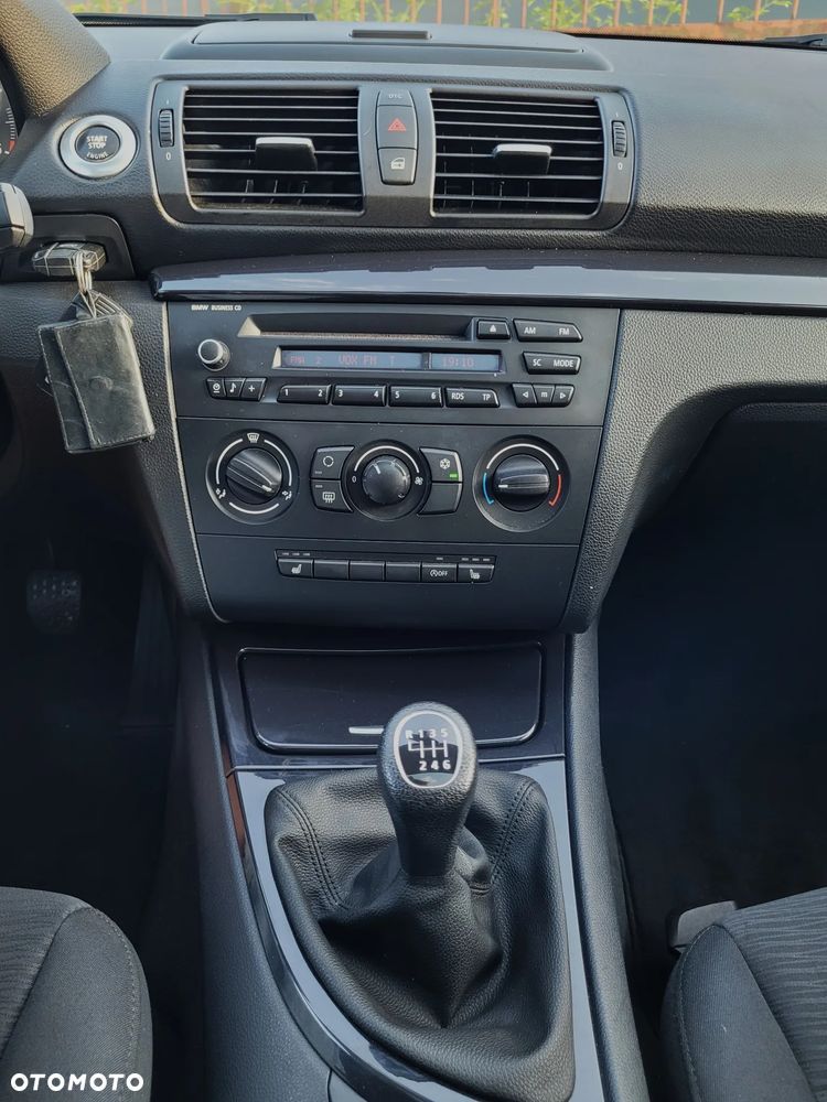 BMW Seria 1 118d - 18