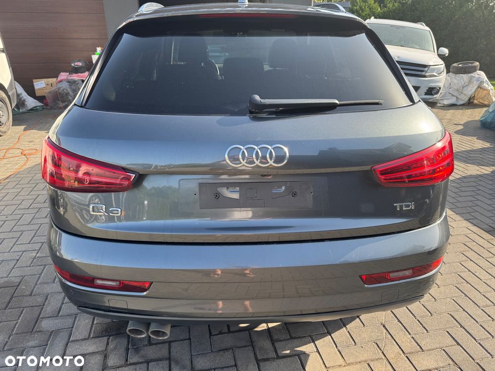 Audi Q3 2.0 TDI S tronic sport - 27