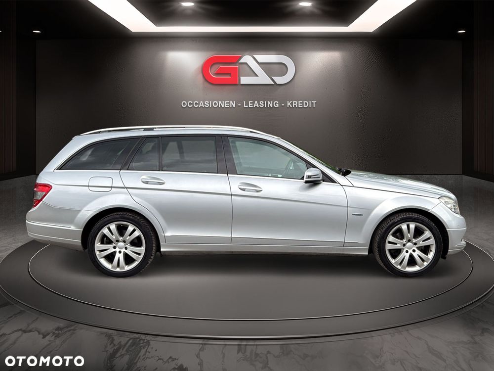 Mercedes-Benz Klasa C 200 CDI BlueEff Avantgarde - 3