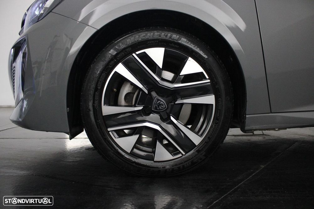 Peugeot 208 1.2 PureTech Allure — fotografia 33