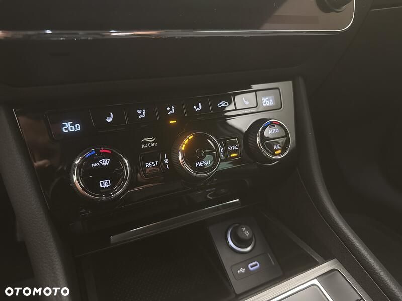Skoda Superb 2.0 TSI Style DSG - 20