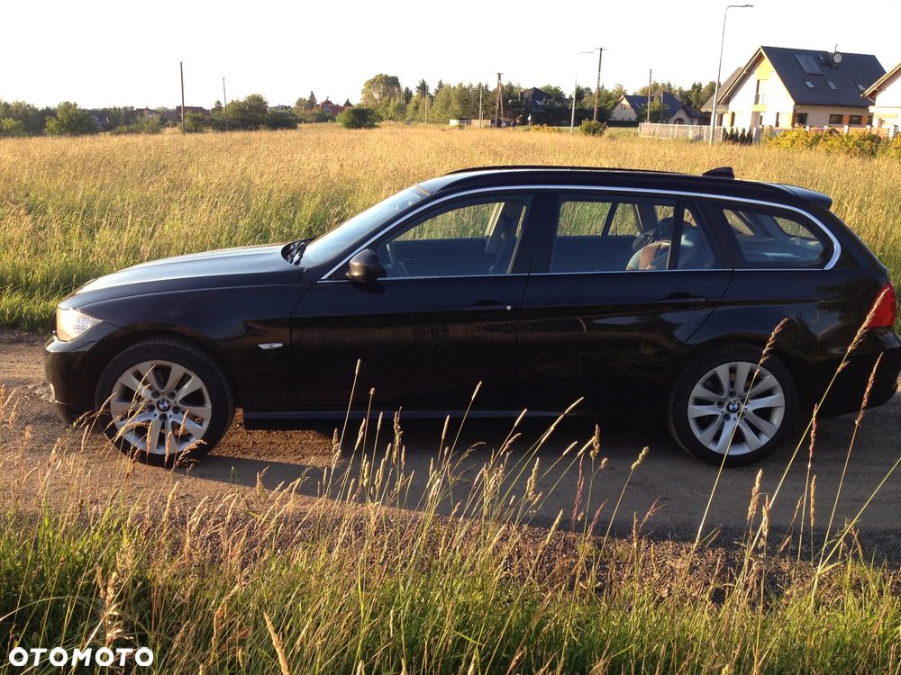 BMW Seria 3 318d DPF - 3