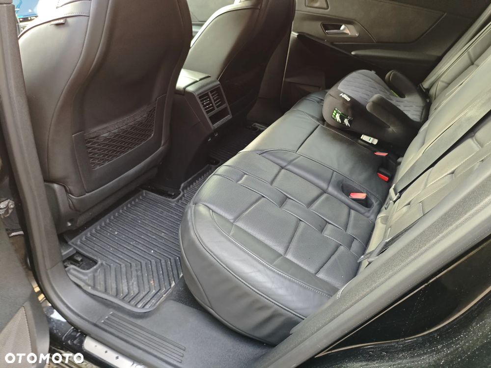 DS Automobiles DS 7 Crossback 1.6 E-Tense 4x4 Grand Chic - 12