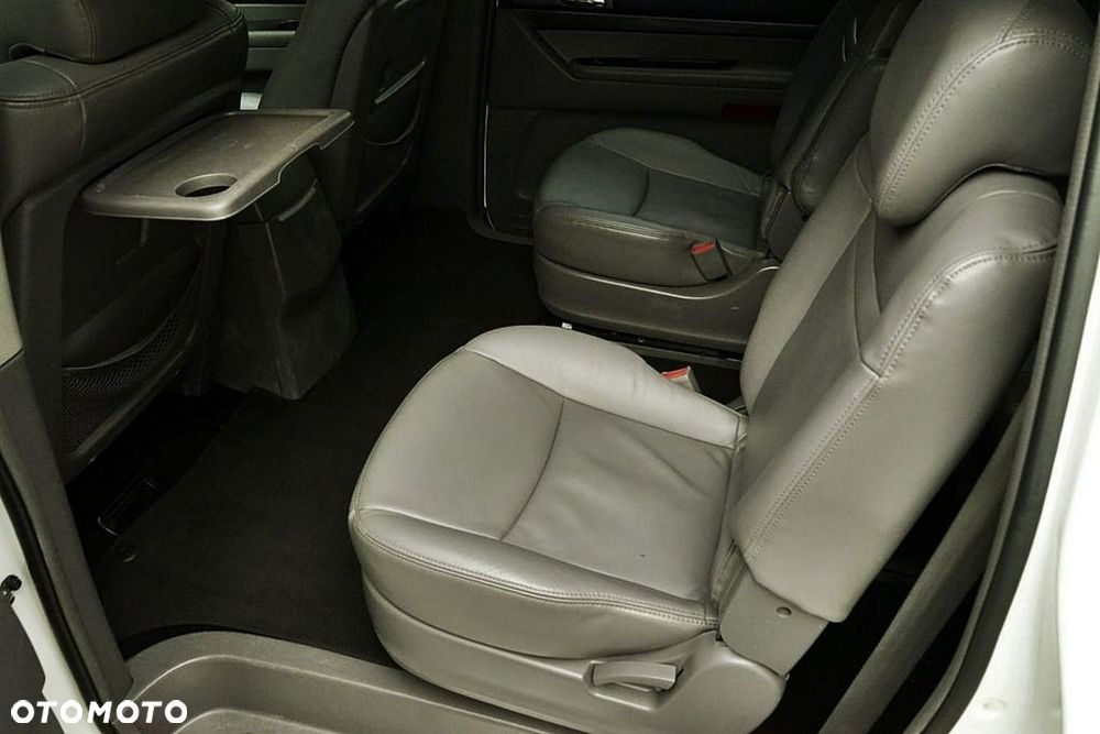 SsangYong/KGM Rodius - 20