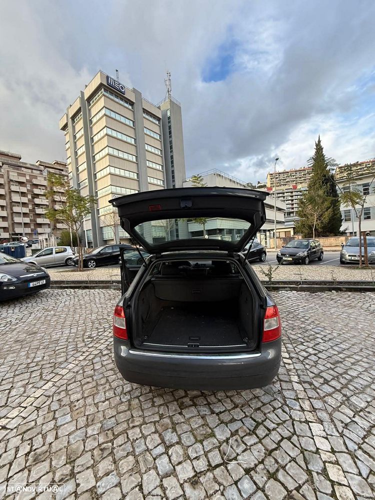 Audi A4 Avant 1.9 TDI m5 Sport - 8