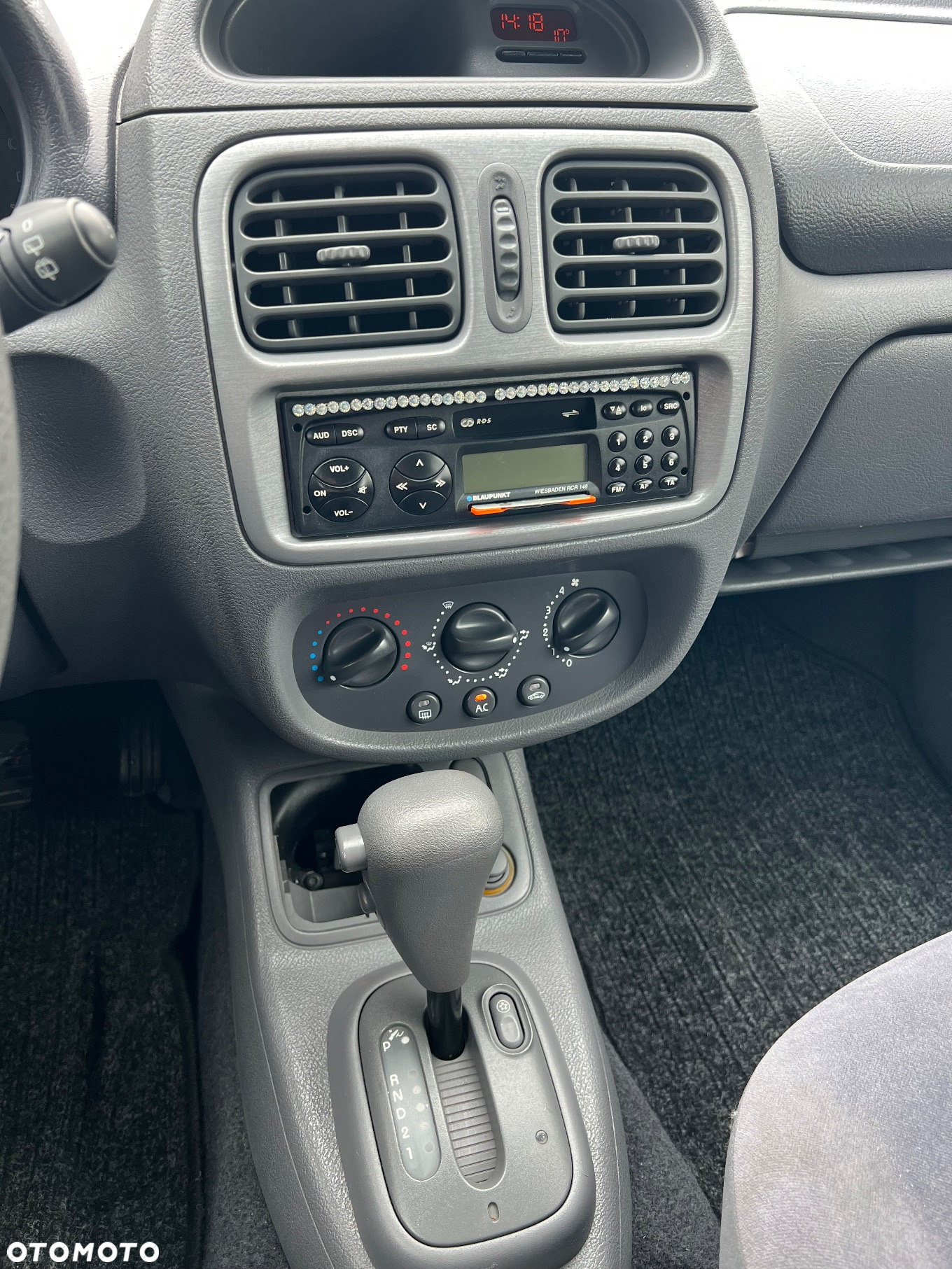 Renault Clio - 12