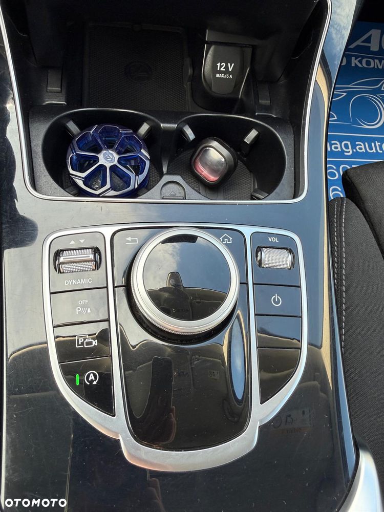Mercedes-Benz Klasa C 200 d 9G-TRONIC - 29