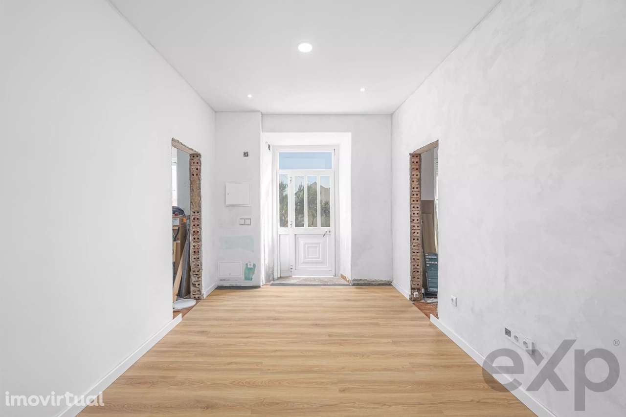 Apartamento T2 Remodelado - Grande imagem: 3/7