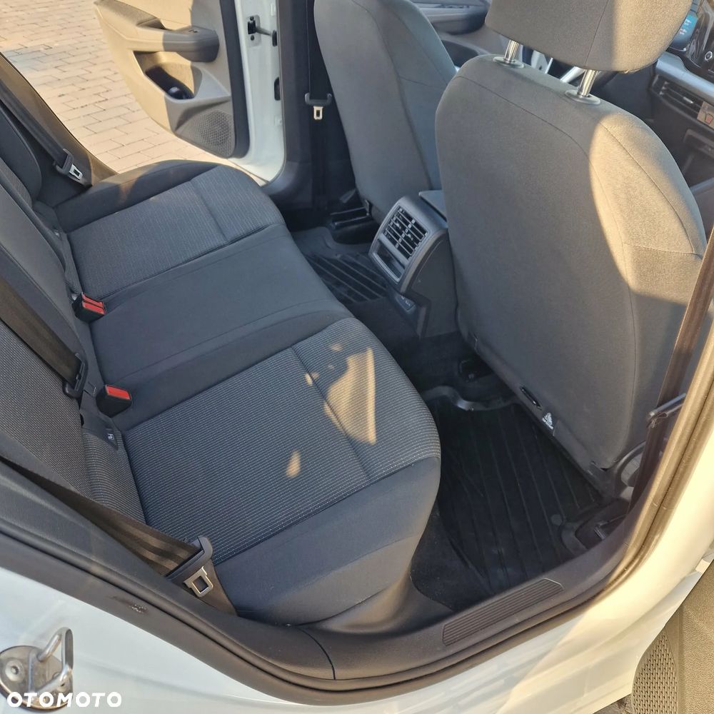 Volkswagen Golf 1.0 TSI - 12