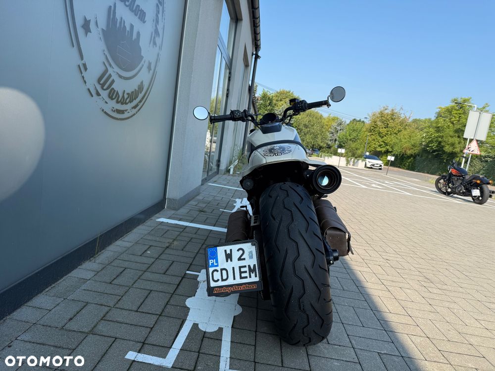 Harley-Davidson Sportster - 4