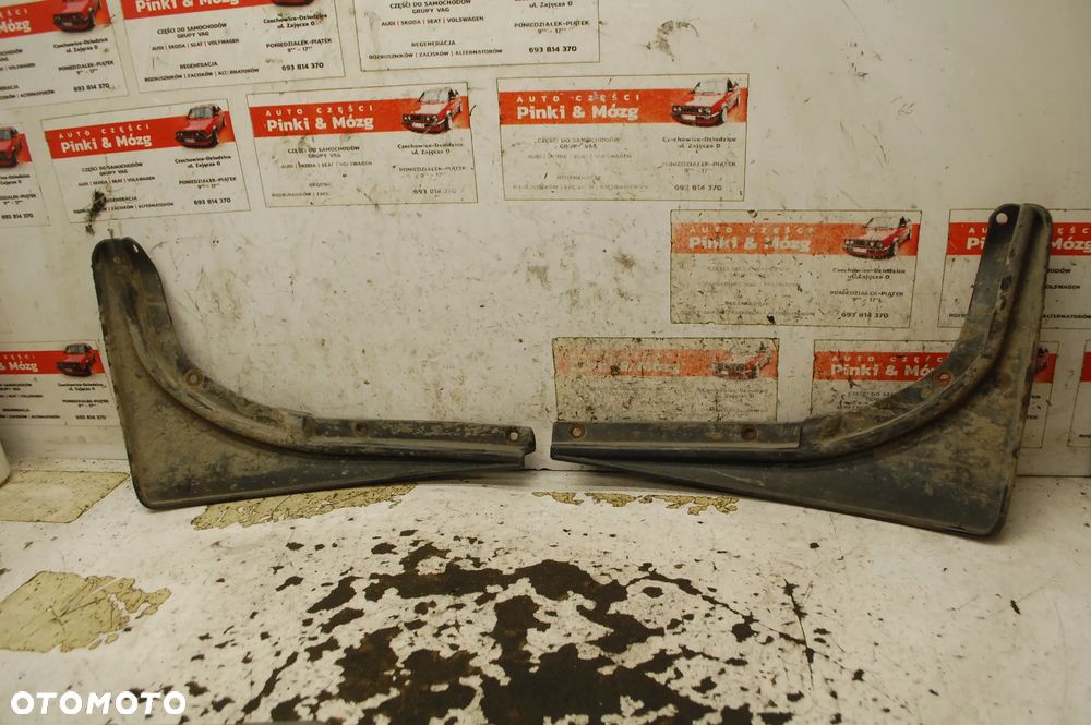 CHLAPACZ LEWY PRAWY TYŁ TYLNY LEWY PRAWY 1Z0821822A 1Z0821821A SKODA OCTAVIA II LIFT KOMBI - 1