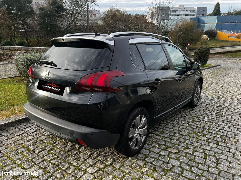 Peugeot 2008 1.2 PureTech Allure - 15