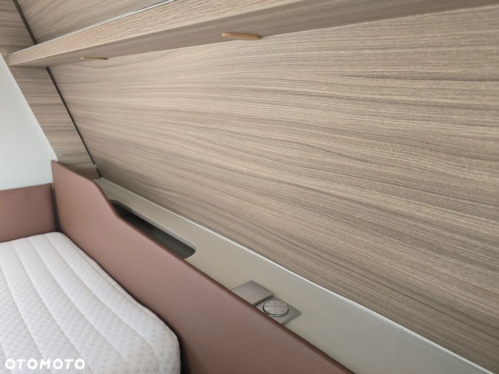 Burstner 490 AVERSO HARMONY tapczny salonka hobby przyczepa kempingowa - 31