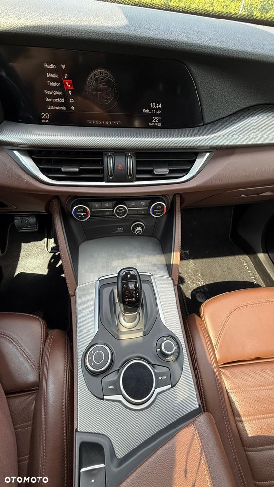 Alfa Romeo Stelvio 2.0 Turbo 16V AT8-Q4 Lusso Ti - 5