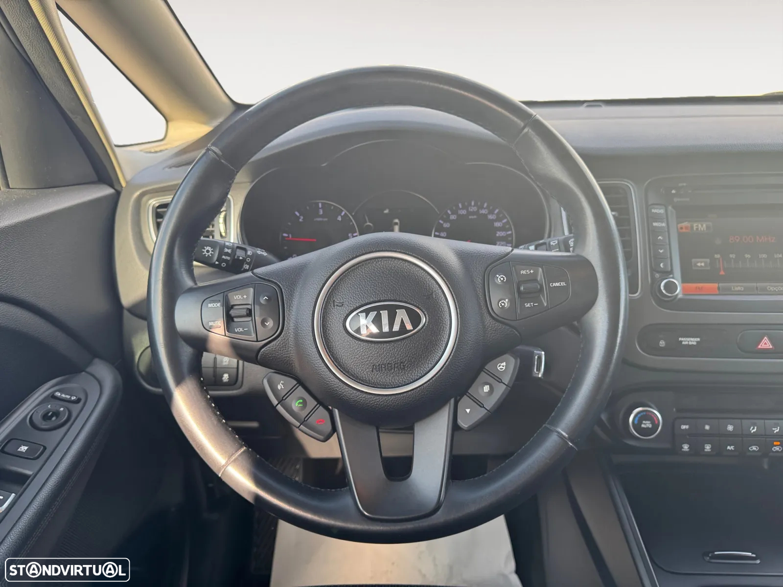 Kia Carens 1.7 CRDi ISG TX - 13