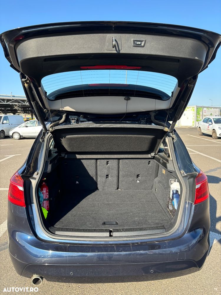 BMW Seria 2 216d - 7