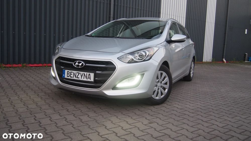 Hyundai i30 1.4 Family - 4