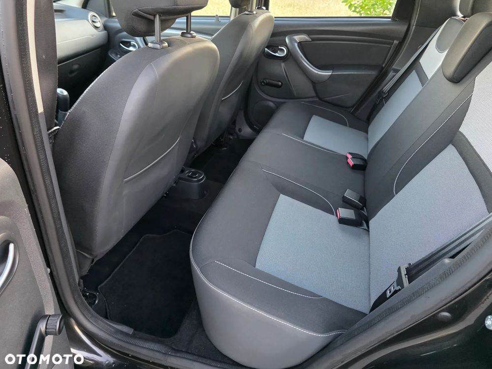 Dacia Duster 1.6 SCe Essential - 18