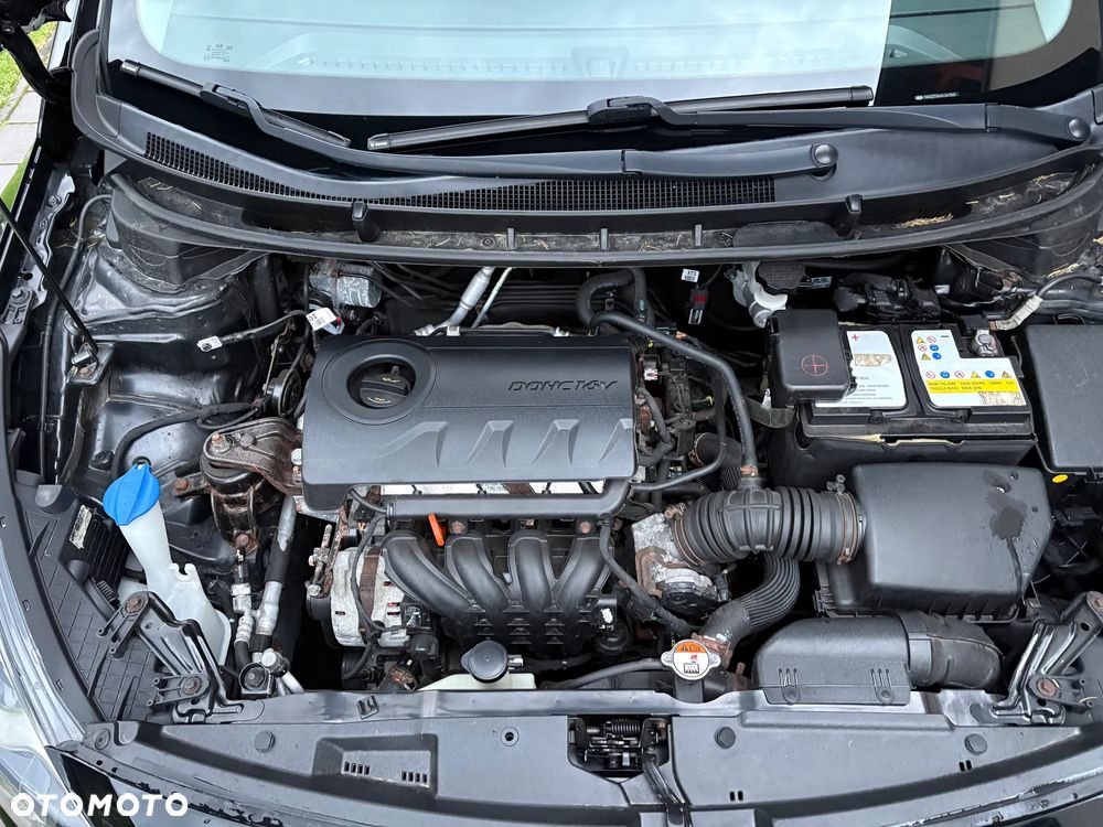 Hyundai i30 blue 1.4 Classic - 10