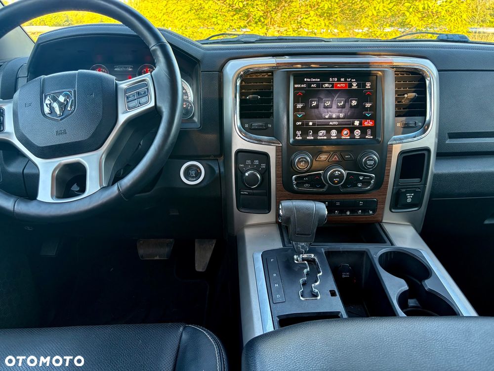 Dodge RAM - 8