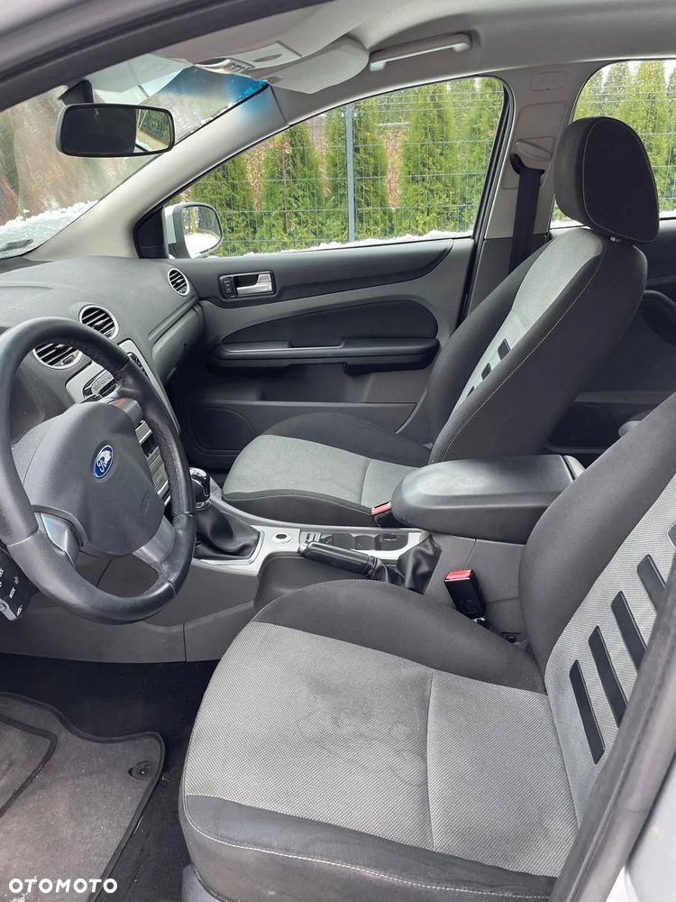 Ford Focus - 4