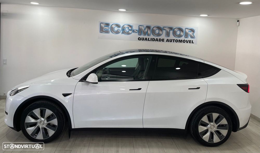 Tesla Model Y RWD - 12
