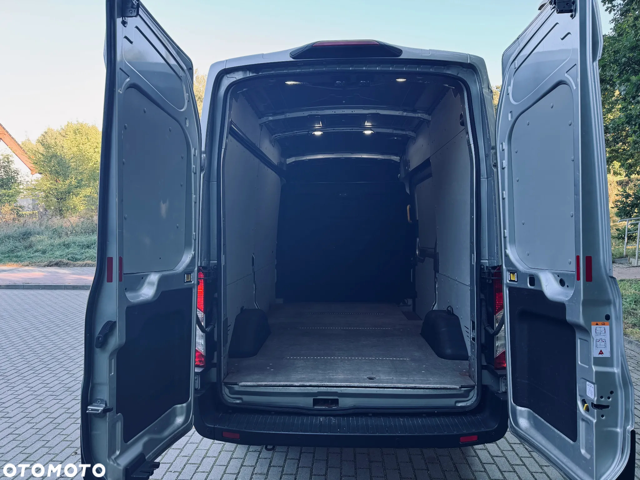 Ford TRANSIT L2H3 4x4 - 11